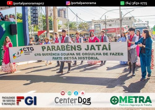 Desfile-Civico-Estudantil-e-Militar-em-Comemoracao-aos-129-Anos-de-Jatai-B-40