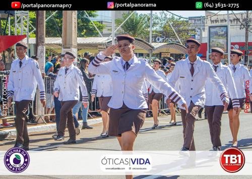 Desfile-Civico-Estudantil-e-Militar-em-Comemoracao-aos-129-Anos-de-Jatai-B-85