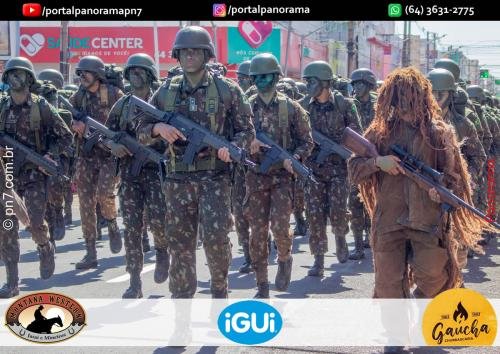 Desfile-Civico-Estudantil-e-Militar-em-Comemoracao-aos-129-Anos-de-Jatai-C-108