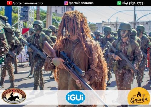 Desfile-Civico-Estudantil-e-Militar-em-Comemoracao-aos-129-Anos-de-Jatai-C-111