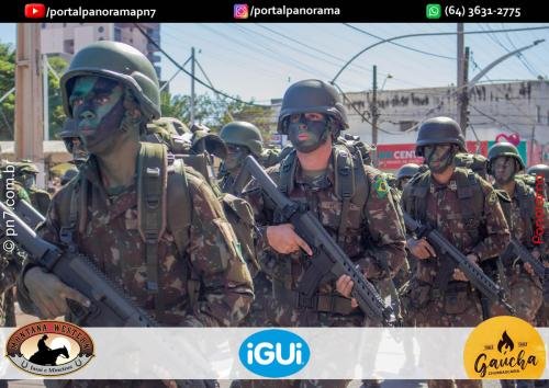 Desfile-Civico-Estudantil-e-Militar-em-Comemoracao-aos-129-Anos-de-Jatai-C-117