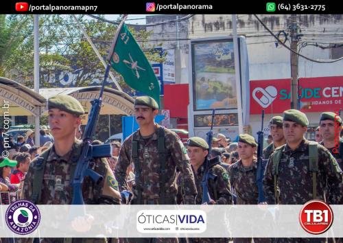 Desfile-Civico-Estudantil-e-Militar-em-Comemoracao-aos-129-Anos-de-Jatai-C-122
