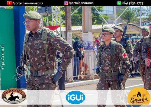 Desfile-Civico-Estudantil-e-Militar-em-Comemoracao-aos-129-Anos-de-Jatai-C-129