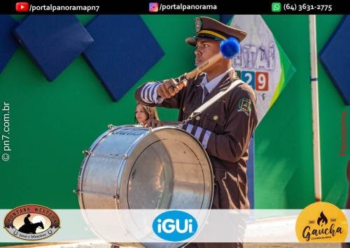 Desfile-Civico-Estudantil-e-Militar-em-Comemoracao-aos-129-Anos-de-Jatai-C-42