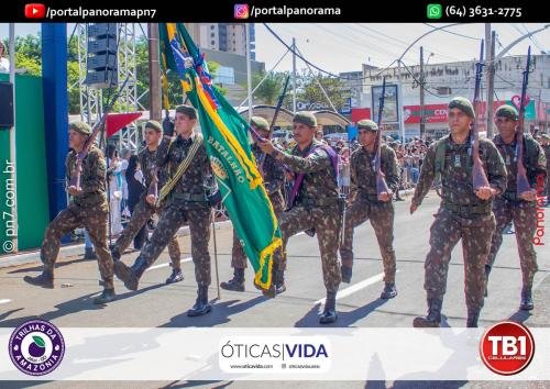 Desfile-Civico-Estudantil-e-Militar-em-Comemoracao-aos-129-Anos-de-Jatai-C-86