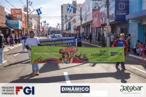 Desfile-Civico-Militar-emociona-e-atrai-multidao-no-aniversario-de-130-anos-de-Jatai-101 (1)