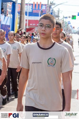 Desfile-Civico-Militar-emociona-e-atrai-multidao-no-aniversario-de-130-anos-de-Jatai-104 (1) (1) (1)