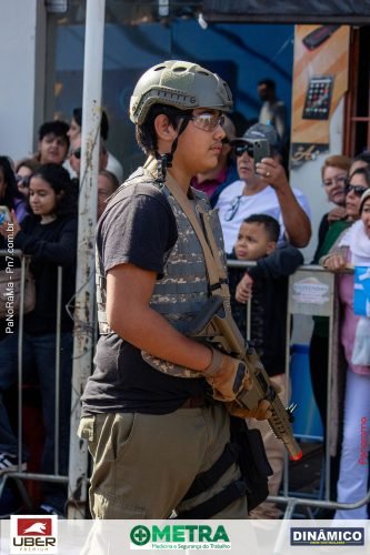 Desfile-Civico-Militar-emociona-e-atrai-multidao-no-aniversario-de-130-anos-de-Jatai-105 (1) (1)