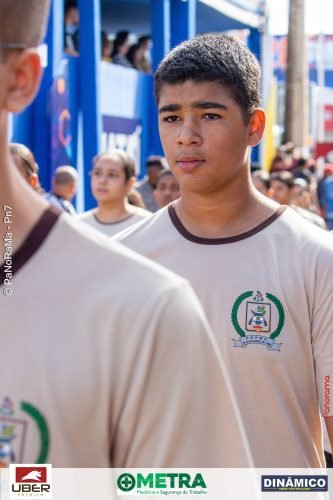 Desfile-Civico-Militar-emociona-e-atrai-multidao-no-aniversario-de-130-anos-de-Jatai-106 (1) (1) (1)