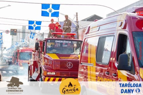 Desfile-Civico-Militar-emociona-e-atrai-multidao-no-aniversario-de-130-anos-de-Jatai-111