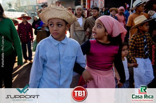 Desfile-Civico-Militar-emociona-e-atrai-multidao-no-aniversario-de-130-anos-de-Jatai-117