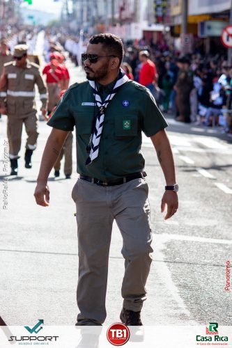 Desfile-Civico-Militar-emociona-e-atrai-multidao-no-aniversario-de-130-anos-de-Jatai-120 (1) (1)