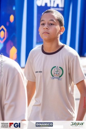 Desfile-Civico-Militar-emociona-e-atrai-multidao-no-aniversario-de-130-anos-de-Jatai-120 (1) (1) (1)