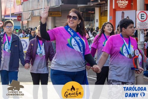 Desfile-Civico-Militar-emociona-e-atrai-multidao-no-aniversario-de-130-anos-de-Jatai-139