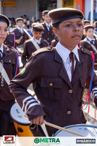 Desfile-Civico-Militar-emociona-e-atrai-multidao-no-aniversario-de-130-anos-de-Jatai-142 (1) (1) (1)