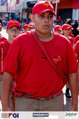 Desfile-Civico-Militar-emociona-e-atrai-multidao-no-aniversario-de-130-anos-de-Jatai-143 (1) (1)