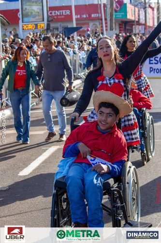 Desfile-Civico-Militar-emociona-e-atrai-multidao-no-aniversario-de-130-anos-de-Jatai-152