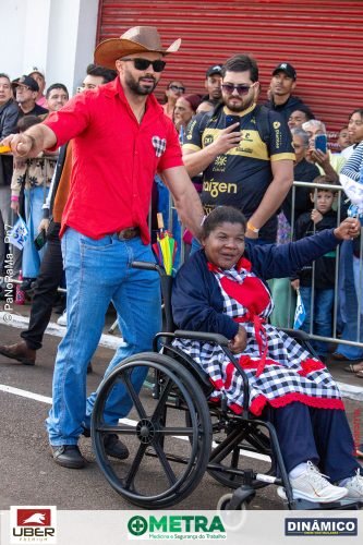 Desfile-Civico-Militar-emociona-e-atrai-multidao-no-aniversario-de-130-anos-de-Jatai-156