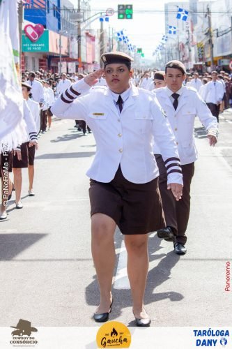 Desfile-Civico-Militar-emociona-e-atrai-multidao-no-aniversario-de-130-anos-de-Jatai-158 (1) (1)