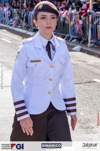 Desfile-Civico-Militar-emociona-e-atrai-multidao-no-aniversario-de-130-anos-de-Jatai-163 (1) (1)