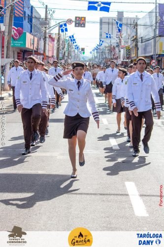 Desfile-Civico-Militar-emociona-e-atrai-multidao-no-aniversario-de-130-anos-de-Jatai-166 (1) (1)