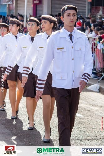 Desfile-Civico-Militar-emociona-e-atrai-multidao-no-aniversario-de-130-anos-de-Jatai-169 (1) (1)