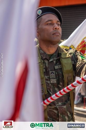 Desfile-Civico-Militar-emociona-e-atrai-multidao-no-aniversario-de-130-anos-de-Jatai-182 (1) (1) (1)