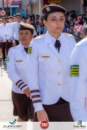 Desfile-Civico-Militar-emociona-e-atrai-multidao-no-aniversario-de-130-anos-de-Jatai-184 (1) (1)