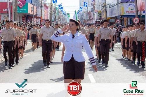 Desfile-Civico-Militar-emociona-e-atrai-multidao-no-aniversario-de-130-anos-de-Jatai-192 (1) (1)