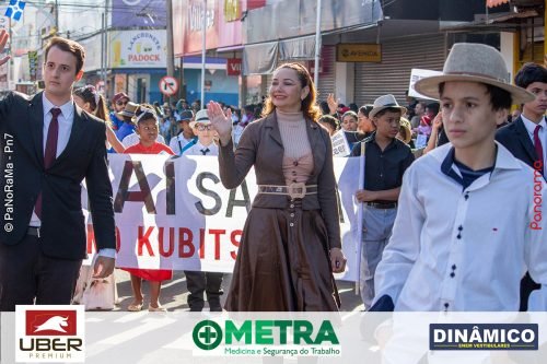 Desfile-Civico-Militar-emociona-e-atrai-multidao-no-aniversario-de-130-anos-de-Jatai-201