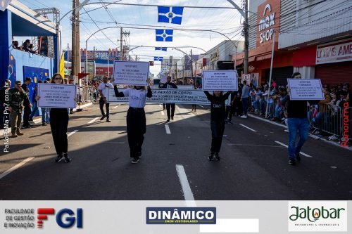 Desfile-Civico-Militar-emociona-e-atrai-multidao-no-aniversario-de-130-anos-de-Jatai-204