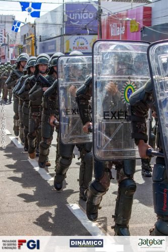 Desfile-Civico-Militar-emociona-e-atrai-multidao-no-aniversario-de-130-anos-de-Jatai-204 (1) (1) (1)