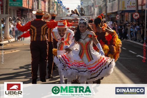 Desfile-Civico-Militar-emociona-e-atrai-multidao-no-aniversario-de-130-anos-de-Jatai-211
