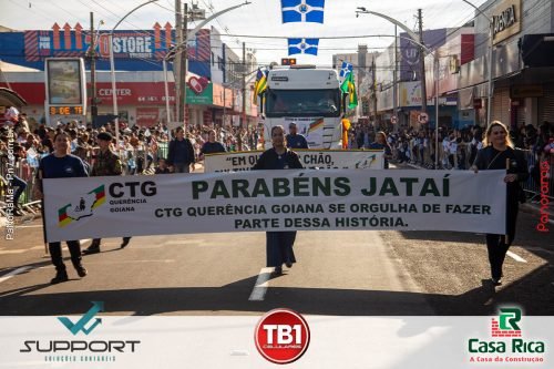 Desfile-Civico-Militar-emociona-e-atrai-multidao-no-aniversario-de-130-anos-de-Jatai-263