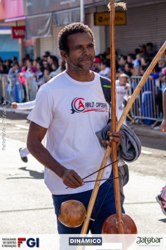 Desfile-Civico-Militar-emociona-e-atrai-multidao-no-aniversario-de-130-anos-de-Jatai-278 (1)