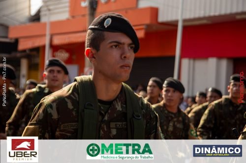 Desfile-Civico-Militar-emociona-e-atrai-multidao-no-aniversario-de-130-anos-de-Jatai-30 (1) (1) (1)