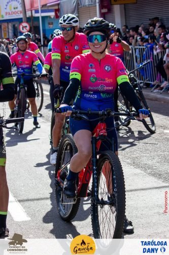 Desfile-Civico-Militar-emociona-e-atrai-multidao-no-aniversario-de-130-anos-de-Jatai-60 (1) (1)