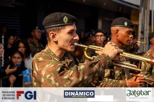 Desfile-Civico-Militar-emociona-e-atrai-multidao-no-aniversario-de-130-anos-de-Jatai-60 (1) (1) (1)