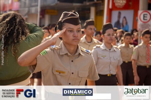 Desfile-Civico-Militar-emociona-e-atrai-multidao-no-aniversario-de-130-anos-de-Jatai-62 (1) (1)