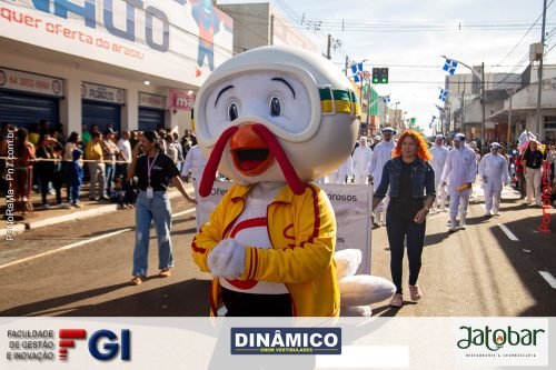 Desfile-Civico-Militar-emociona-e-atrai-multidao-no-aniversario-de-130-anos-de-Jatai-63 (1)