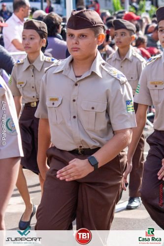 Desfile-Civico-Militar-emociona-e-atrai-multidao-no-aniversario-de-130-anos-de-Jatai-65 (1) (1) (1)