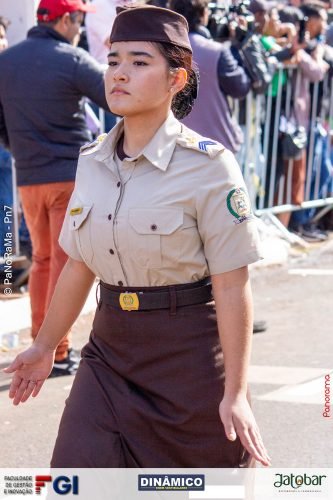 Desfile-Civico-Militar-emociona-e-atrai-multidao-no-aniversario-de-130-anos-de-Jatai-68 (1) (1) (1)