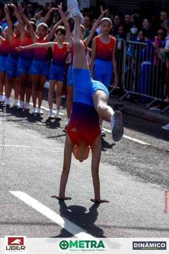Desfile-Civico-Militar-emociona-e-atrai-multidao-no-aniversario-de-130-anos-de-Jatai-6 (1) (1)