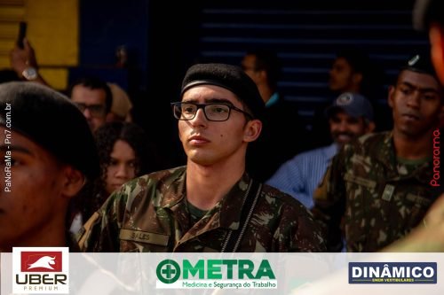 Desfile-Civico-Militar-emociona-e-atrai-multidao-no-aniversario-de-130-anos-de-Jatai-70 (1) (1) (1)