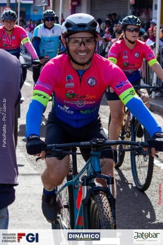 Desfile-Civico-Militar-emociona-e-atrai-multidao-no-aniversario-de-130-anos-de-Jatai-71 (1) (1)