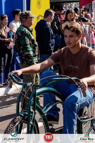 Desfile-Civico-Militar-emociona-e-atrai-multidao-no-aniversario-de-130-anos-de-Jatai-76 (1) (1)