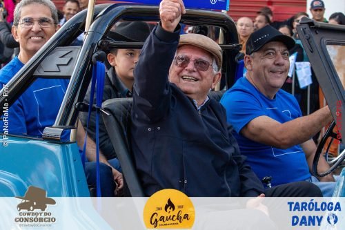 Desfile-Civico-Militar-emociona-e-atrai-multidao-no-aniversario-de-130-anos-de-Jatai-78