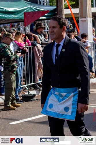 Desfile-Civico-Militar-emociona-e-atrai-multidao-no-aniversario-de-130-anos-de-Jatai-83 (1) (1)