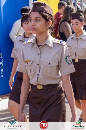 Desfile-Civico-Militar-emociona-e-atrai-multidao-no-aniversario-de-130-anos-de-Jatai-85 (1) (1) (1)