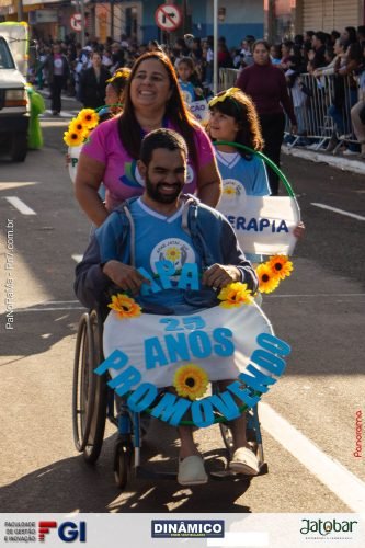 Desfile-Civico-Militar-emociona-e-atrai-multidao-no-aniversario-de-130-anos-de-Jatai-91